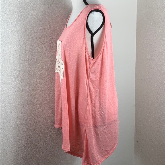 Etched sleeveless top with crochet cross - Picture 4 of 7